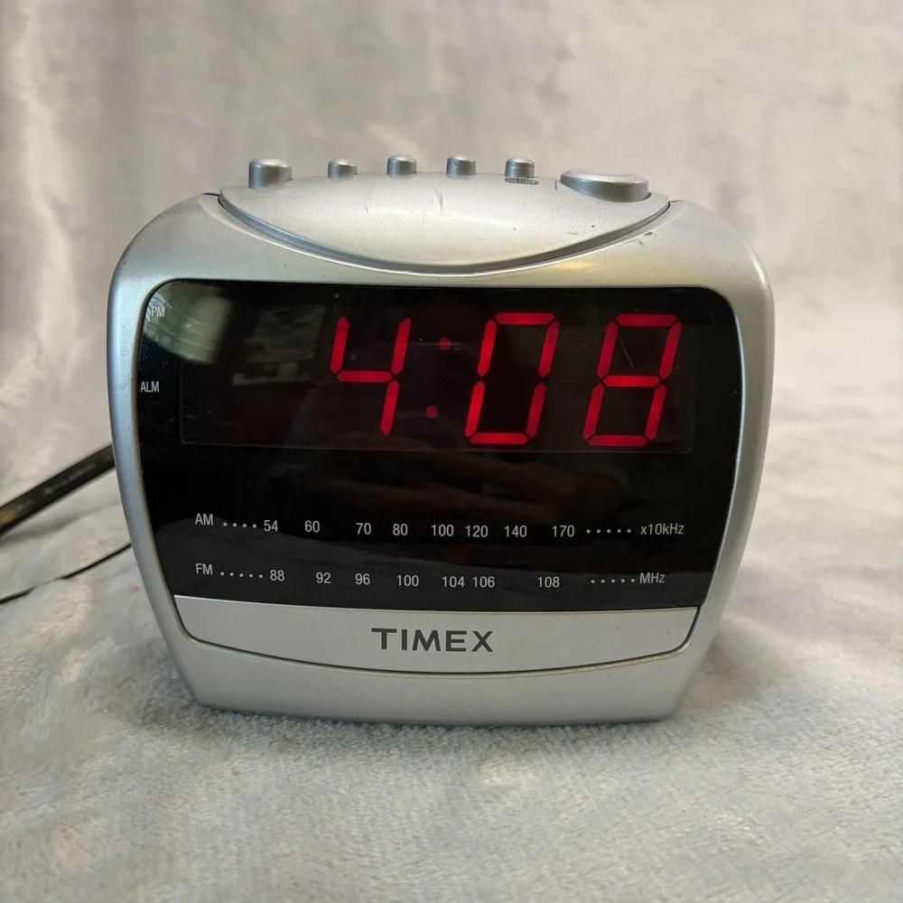 Y2K iMac Style Timex AM FM Radio Alarm Clock Blue Silver LED Retro Desk